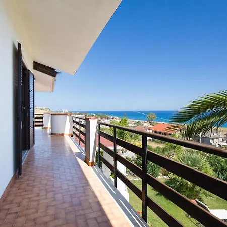 Mare Panoramica Estia Nyaraló *