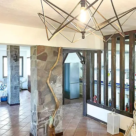 5 Bedroom Awesome In Brancaleone
