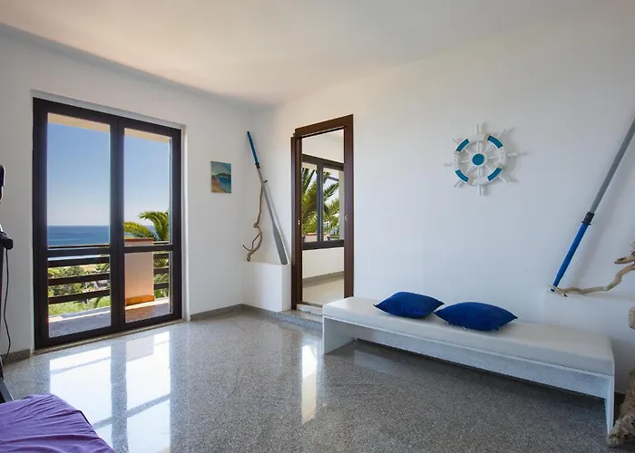 בית נופש Mare Panoramica Estia *